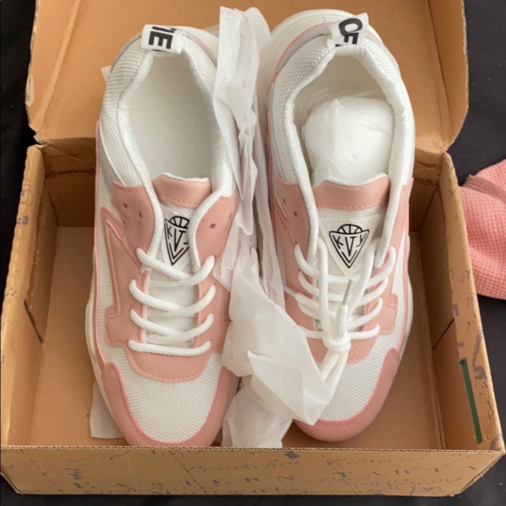 ROMWE shoes